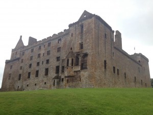 Linlithgow Palace / Wentworth Prison