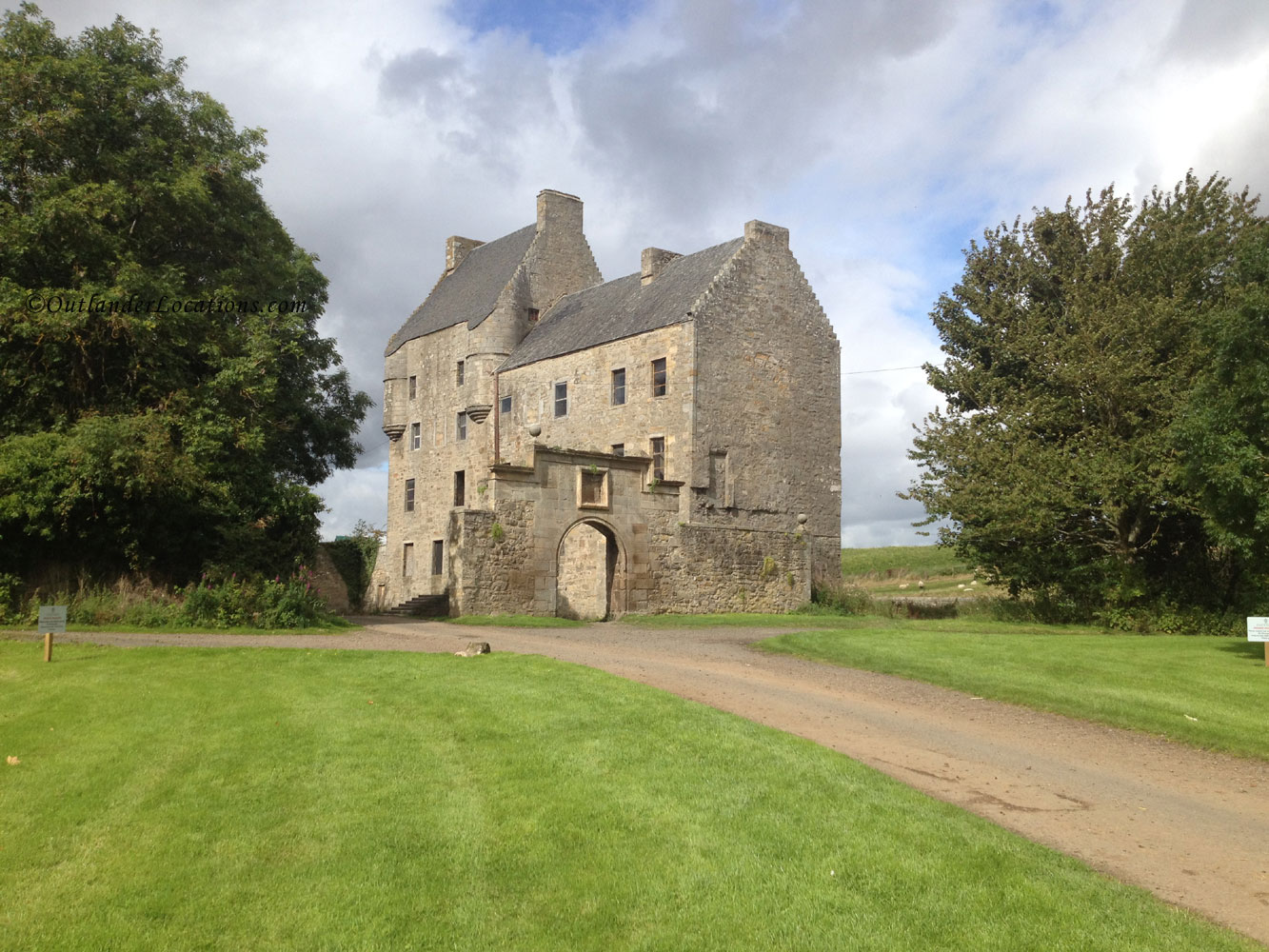 Scottish Castles Midhope Castle. Outlander Inspired Lallybroch Fridge Magnet