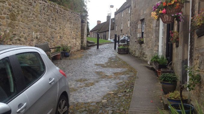 Rotten Row, Falkland