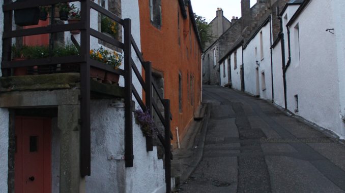 Street looking up to Mercat Cross