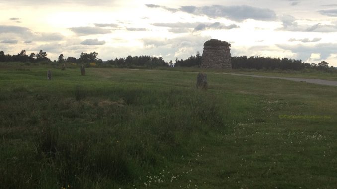 Culloden memorial cairn