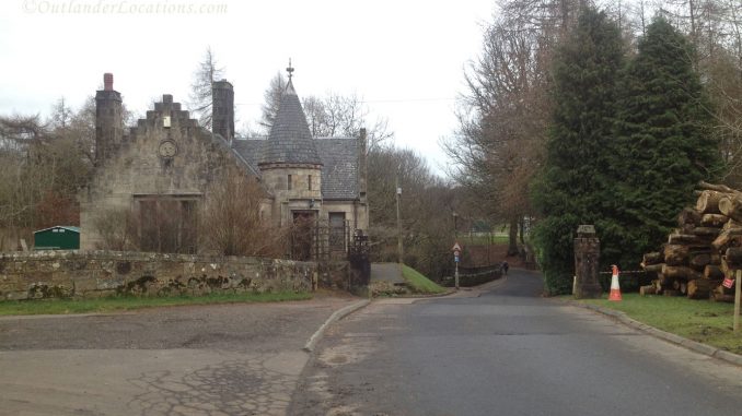 Calderglen Country Park Gate