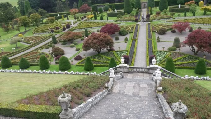 Drummond Castle Gardens