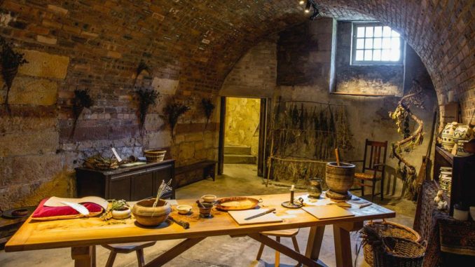 Falkland Palace Apothecary