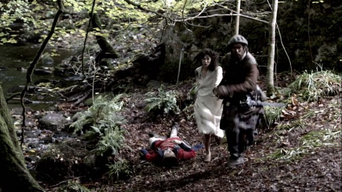 Murtagh saves Claire